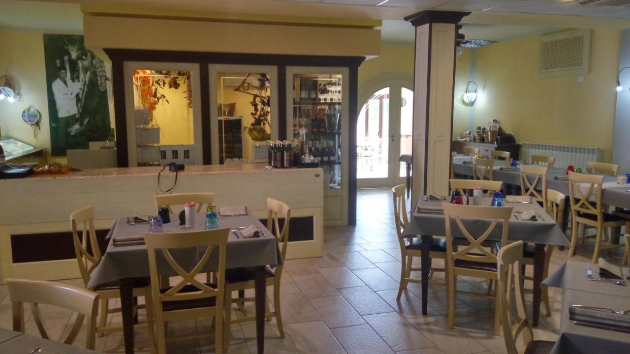 Millesimo Relais Black Horse מראה חיצוני תמונה