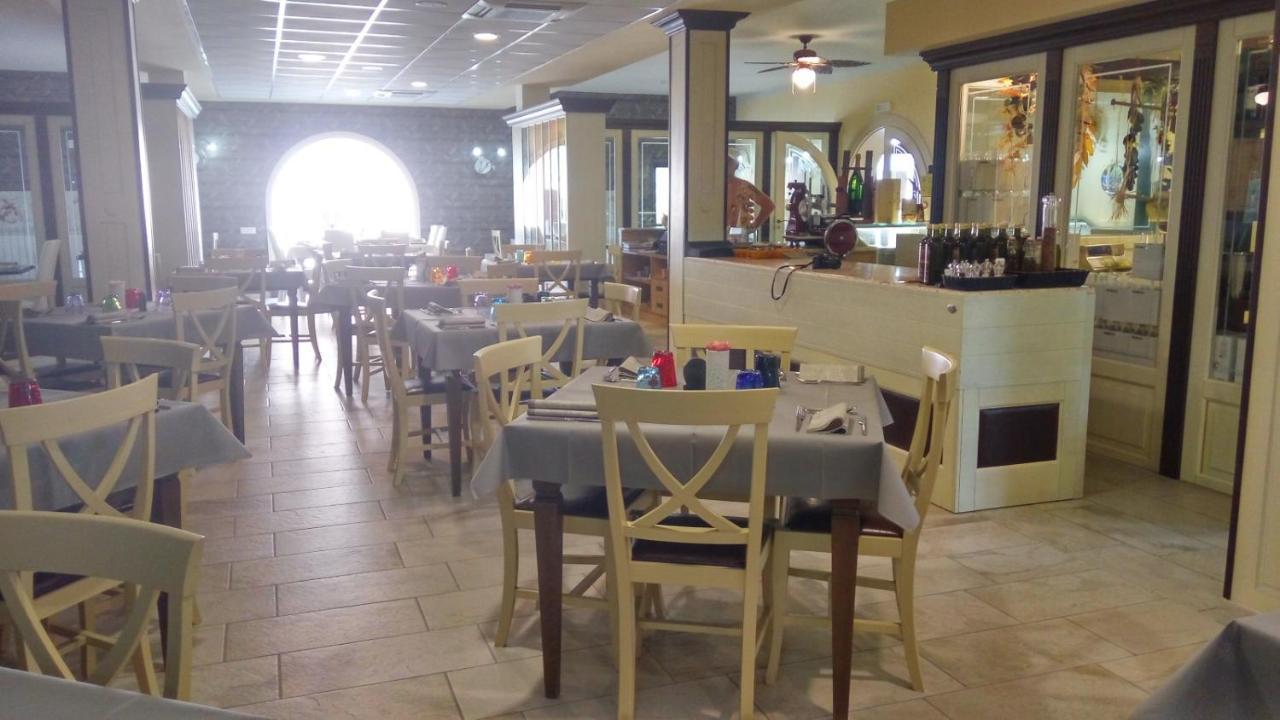Millesimo Relais Black Horse מראה חיצוני תמונה