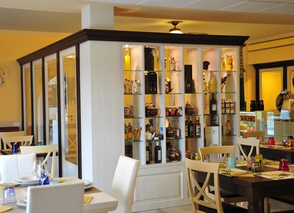 Millesimo Relais Black Horse מראה חיצוני תמונה