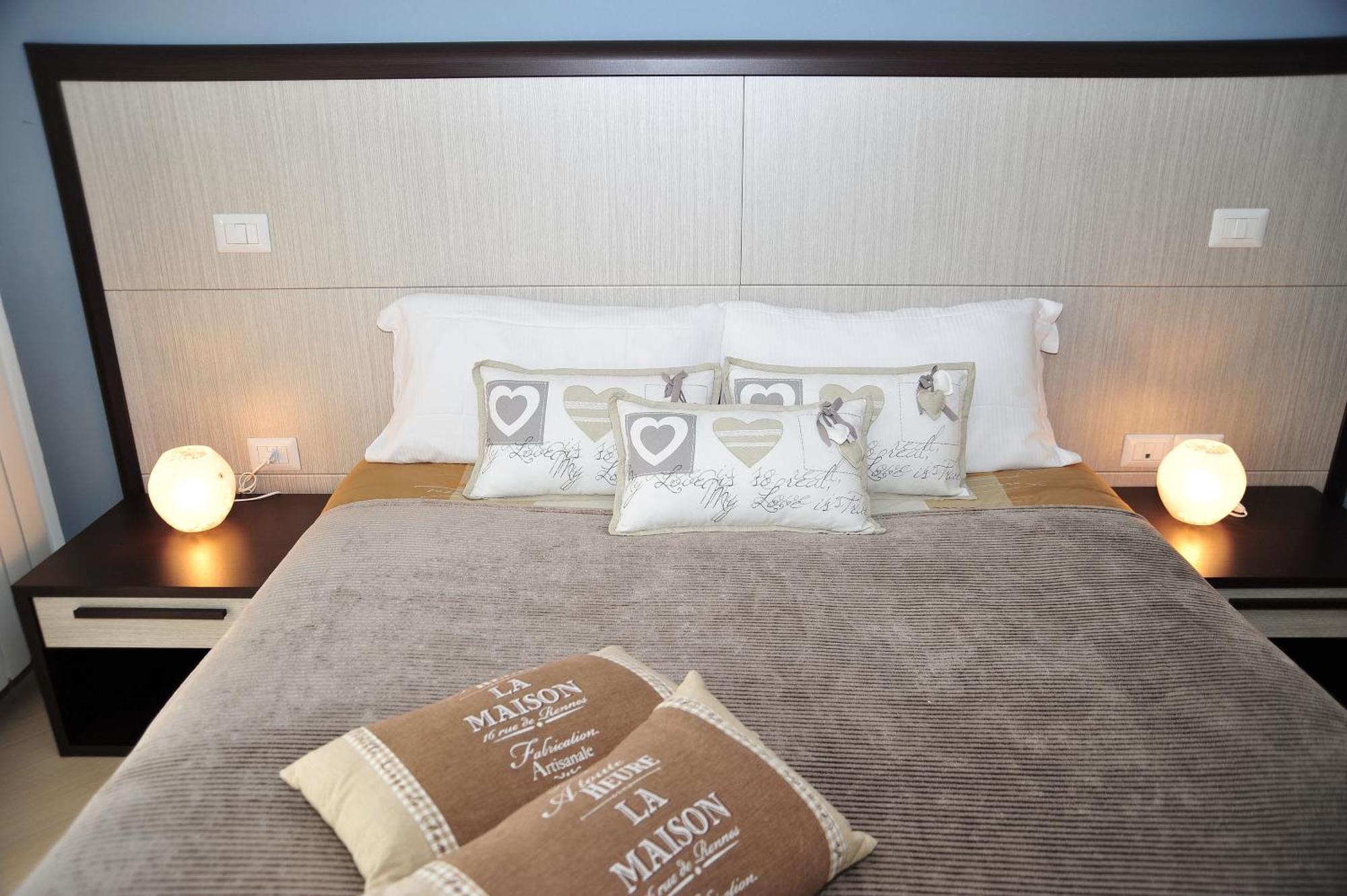 Millesimo Relais Black Horse מראה חיצוני תמונה
